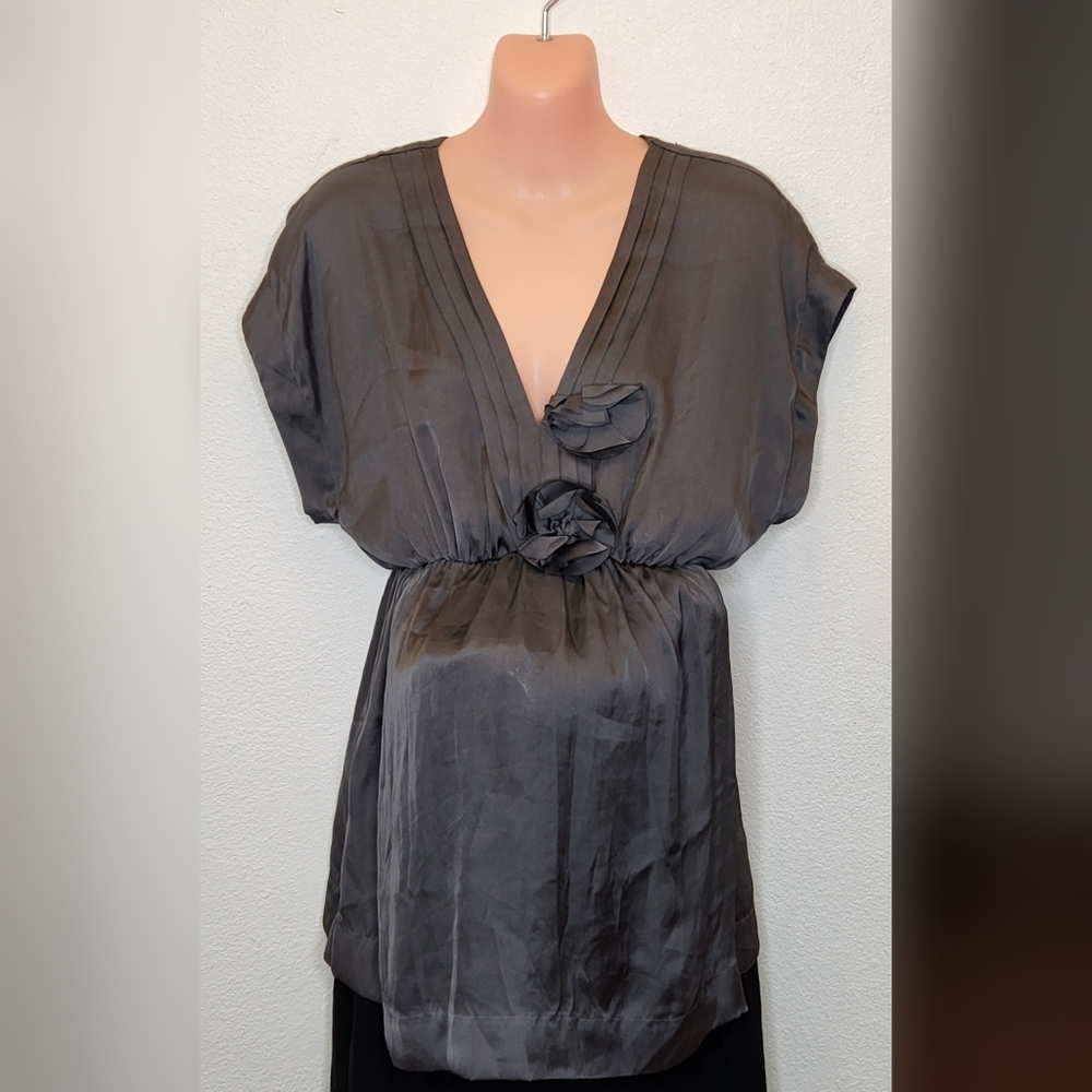 MOTHERHOOD MATERNITY Silver Gray Silky Deep Vneck Blouse